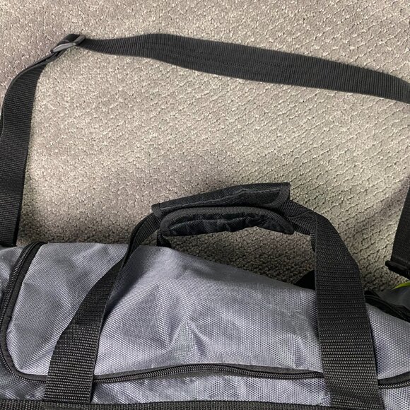 Adidas Duffle Bag Gray Neon Yellow Defender IV 2015 Shoulder Strap Duffel Gym - Picture 4 of 14